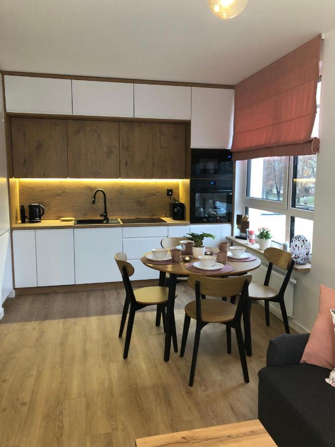 Apartament Pileckiego Nowy Dwor Mazowiecki Modlin Airport ภายนอก รูปภาพ