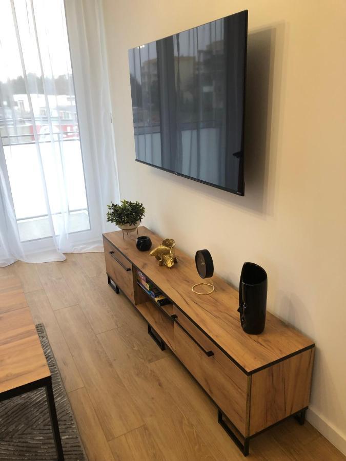 Apartament Pileckiego Nowy Dwor Mazowiecki Modlin Airport ภายนอก รูปภาพ