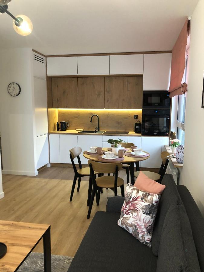 Apartament Pileckiego Nowy Dwor Mazowiecki Modlin Airport ภายนอก รูปภาพ