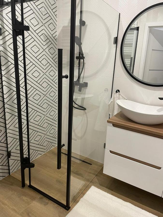 Apartament Pileckiego Nowy Dwor Mazowiecki Modlin Airport ภายนอก รูปภาพ